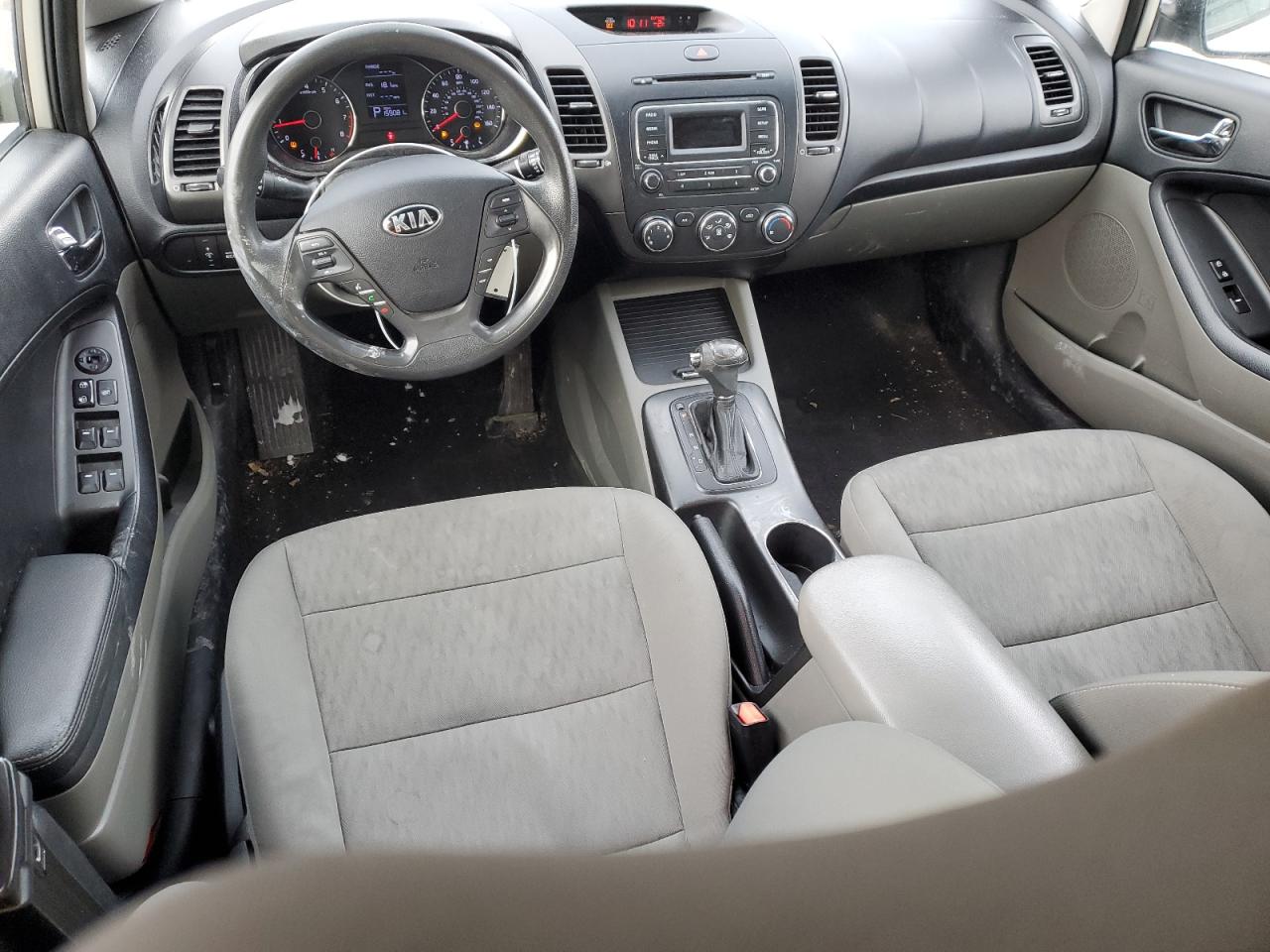 2015 Kia Forte - Image 8