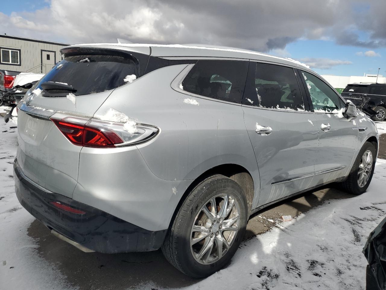 2022 Buick Enclave - Image 3