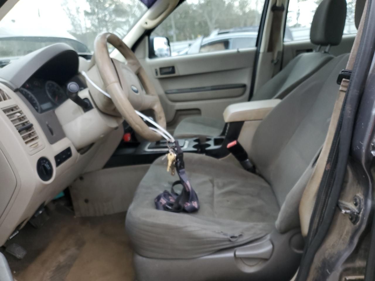 2011 Ford Escape - Image 7