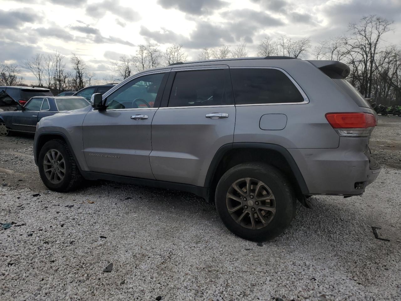 2015 Jeep Grand Cherokee - Image 2