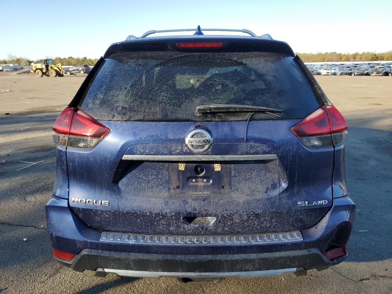 5N1AT2MV6JC833195 NISSAN ROGUE 2018