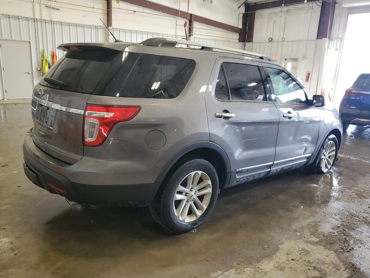 2012 Ford Explorer - Image 3