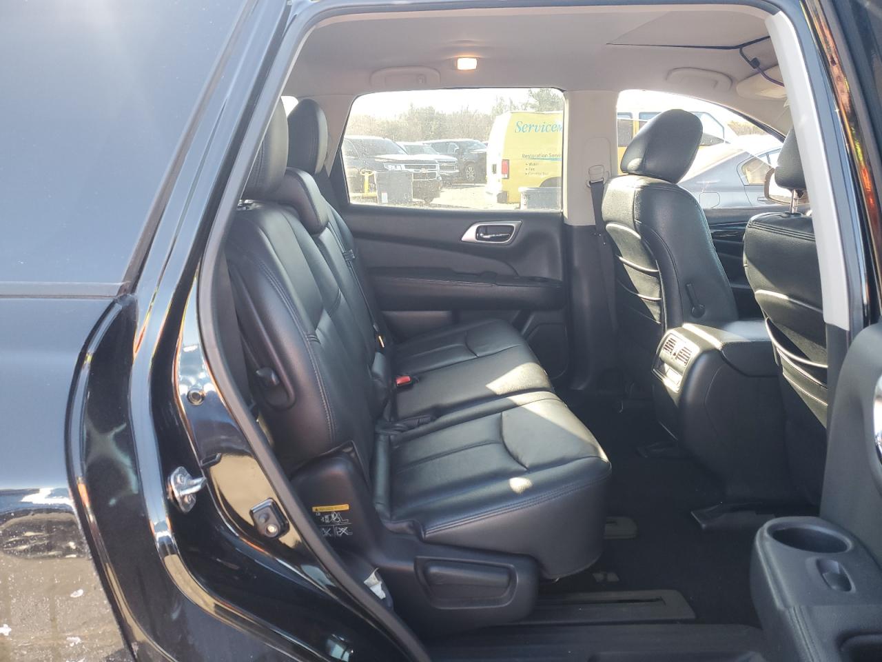 2013 Nissan Pathfinder - Image 11