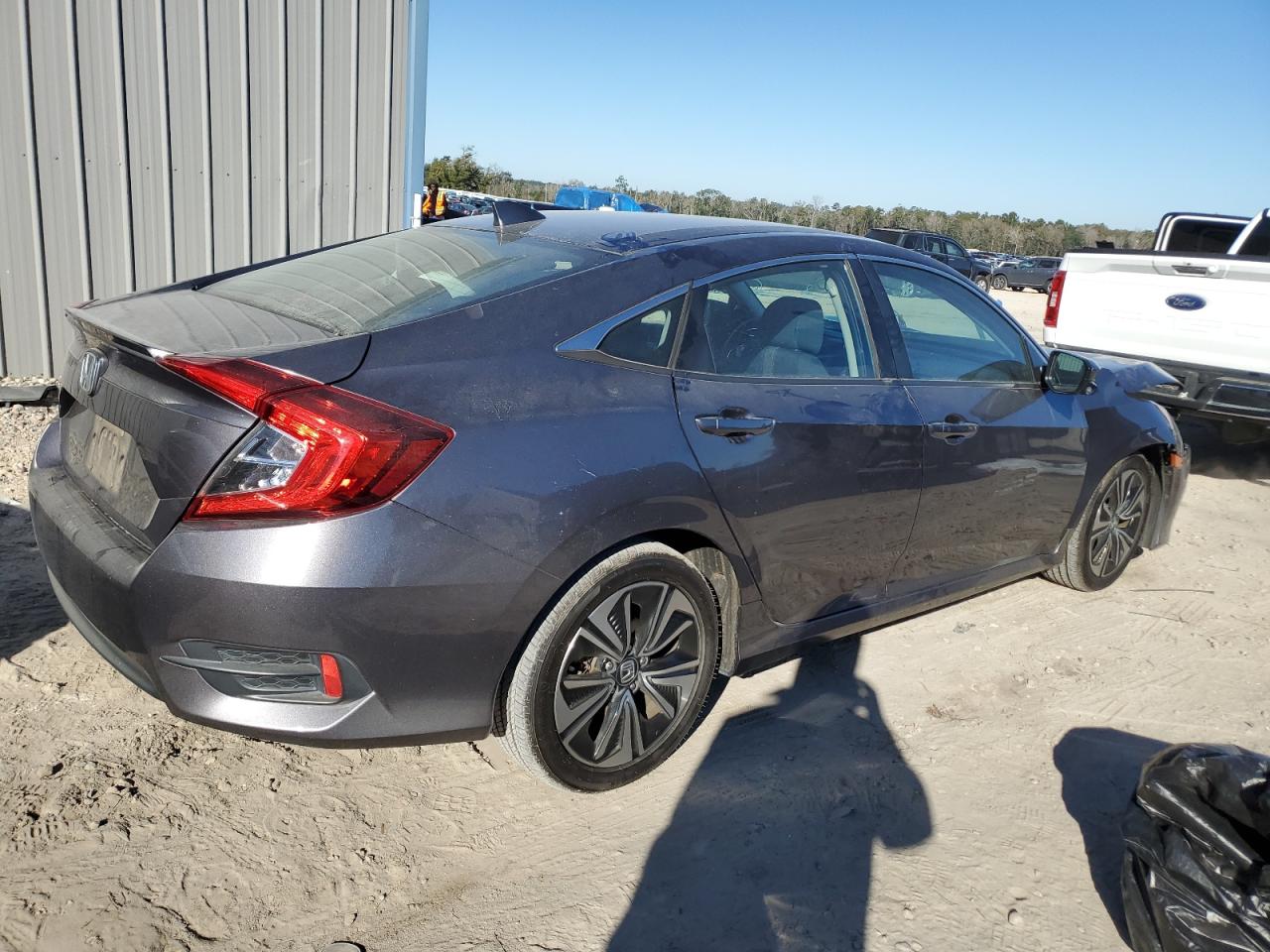 VIN 19XFC1F32GE009499 2016 HONDA CIVIC no.3