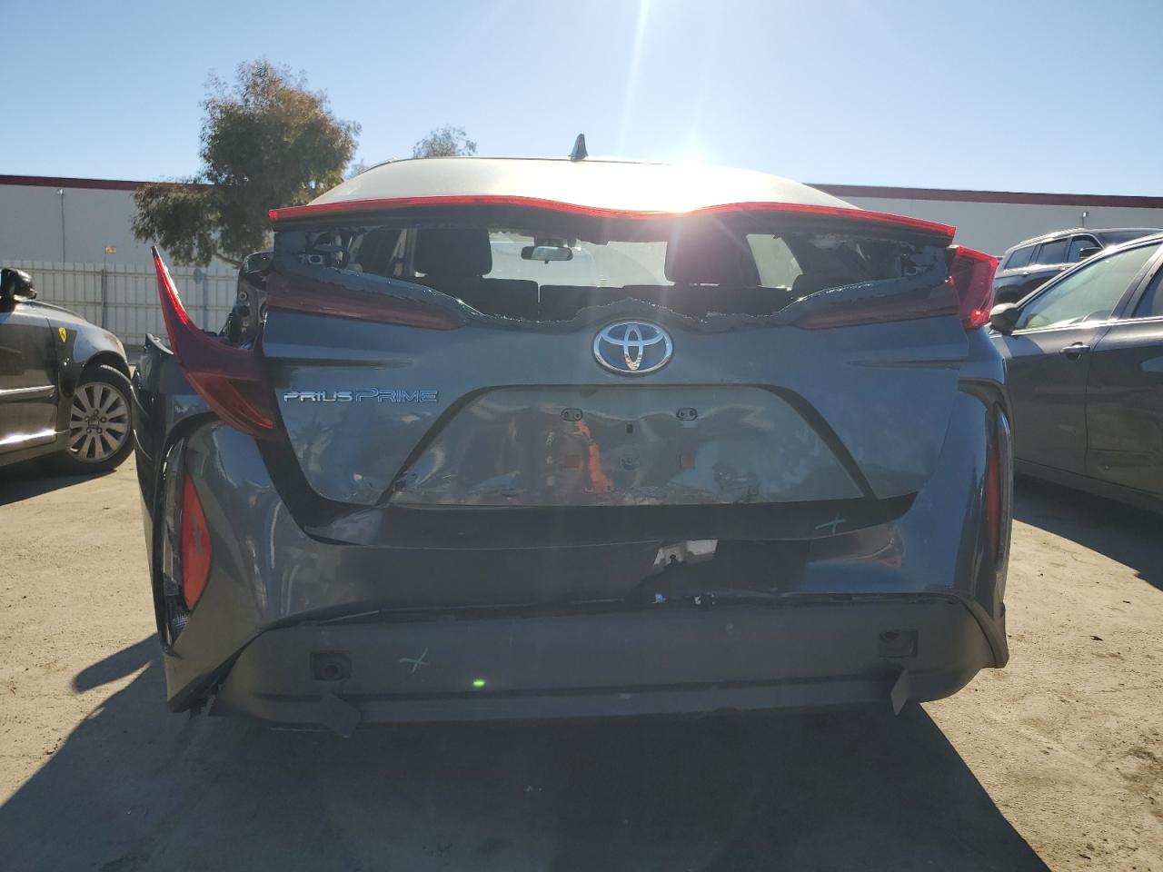 2017 Toyota Prius - Image 6