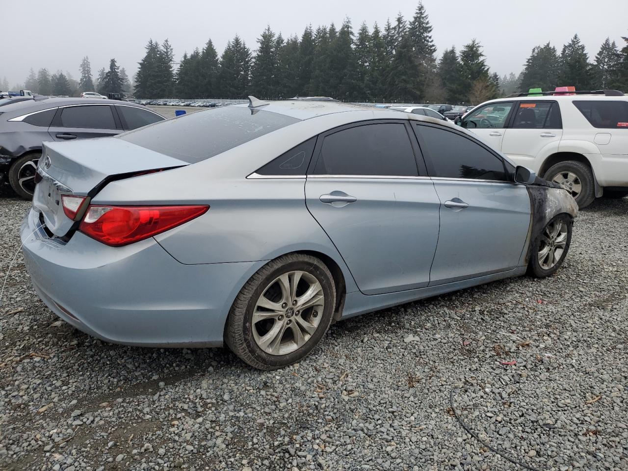 2011 Hyundai Sonata - Image 3