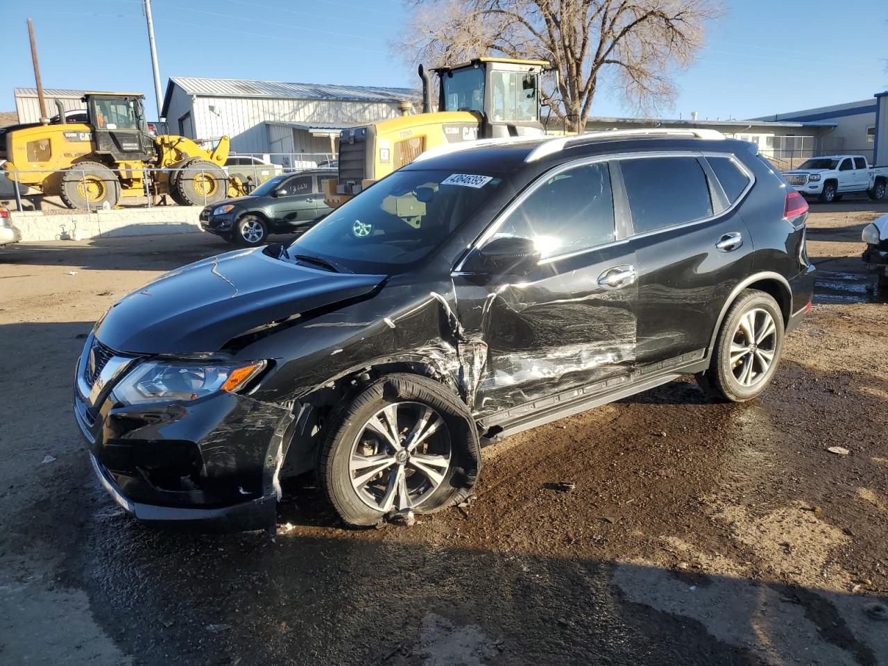 JN8AT2MV2JW317701 NISSAN ROGUE 2018