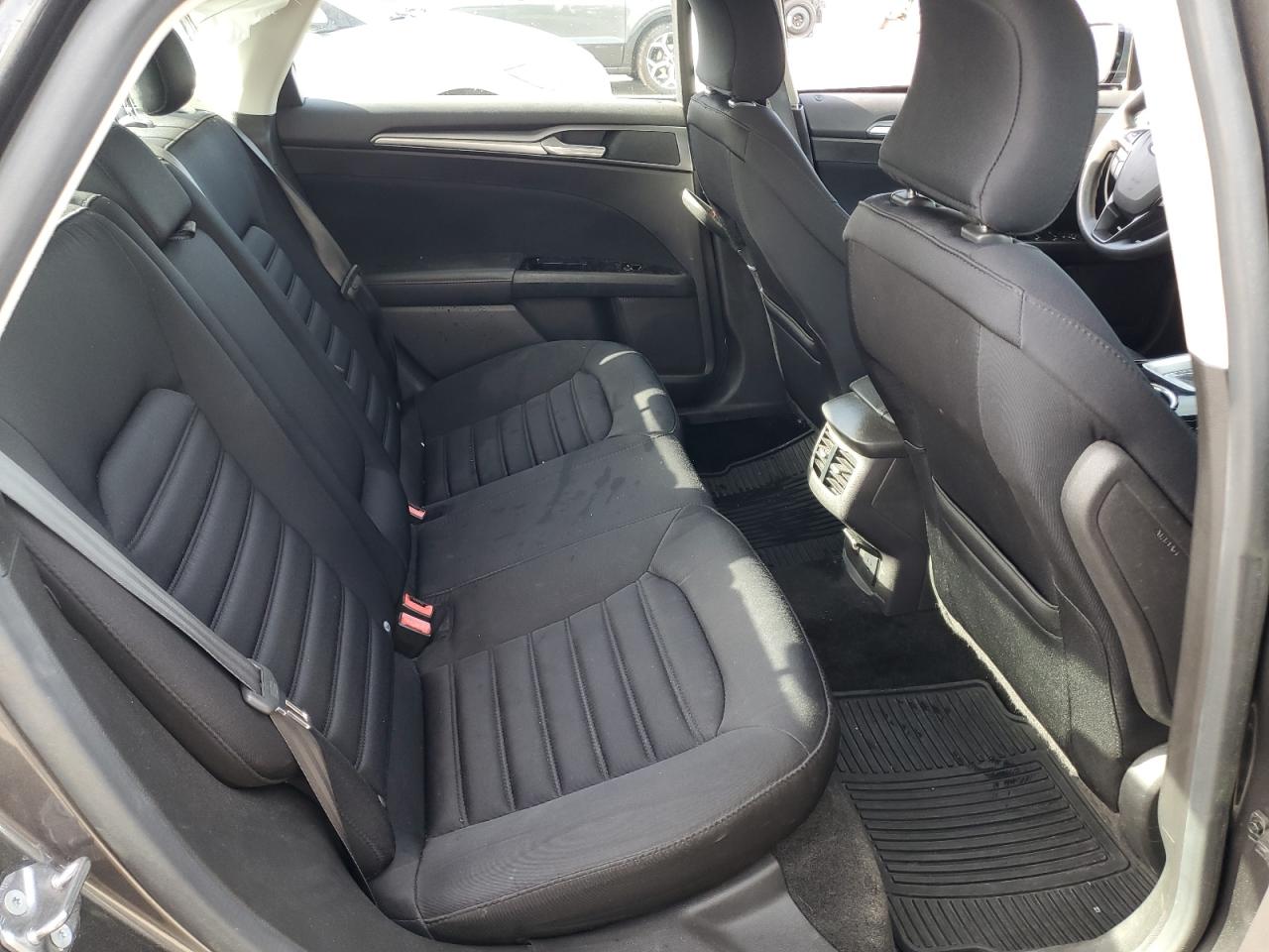 2015 Ford Fusion - Image 10