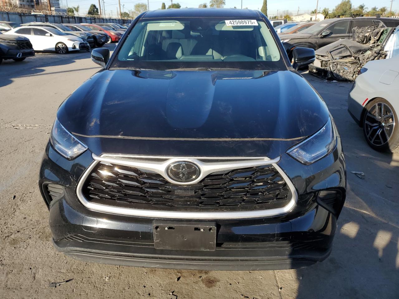 2021 Toyota Highlander - Image 5