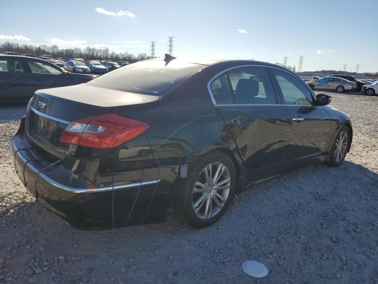 2013 Hyundai Genesis - Image 3