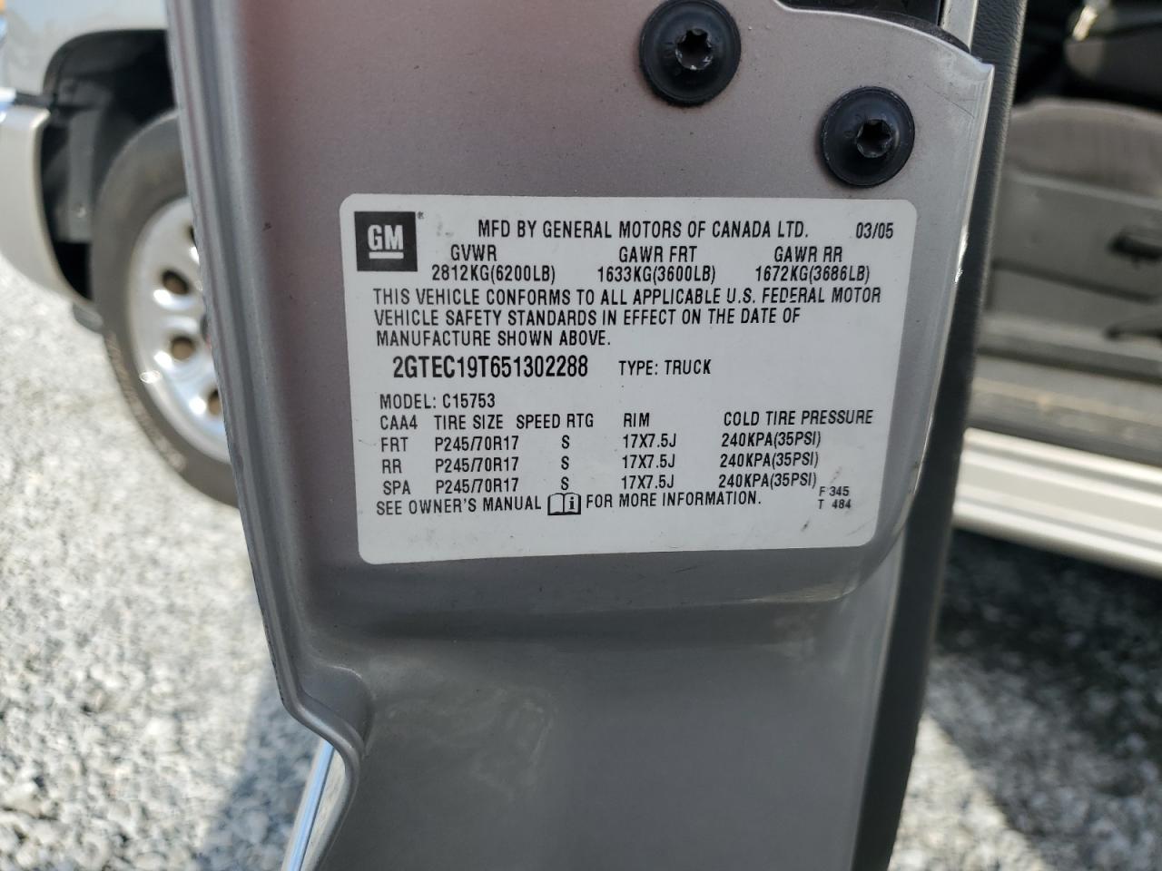 2005 GMC New Sierra C1500 VIN: 2GTEC19T651302288 Lot: 41397205