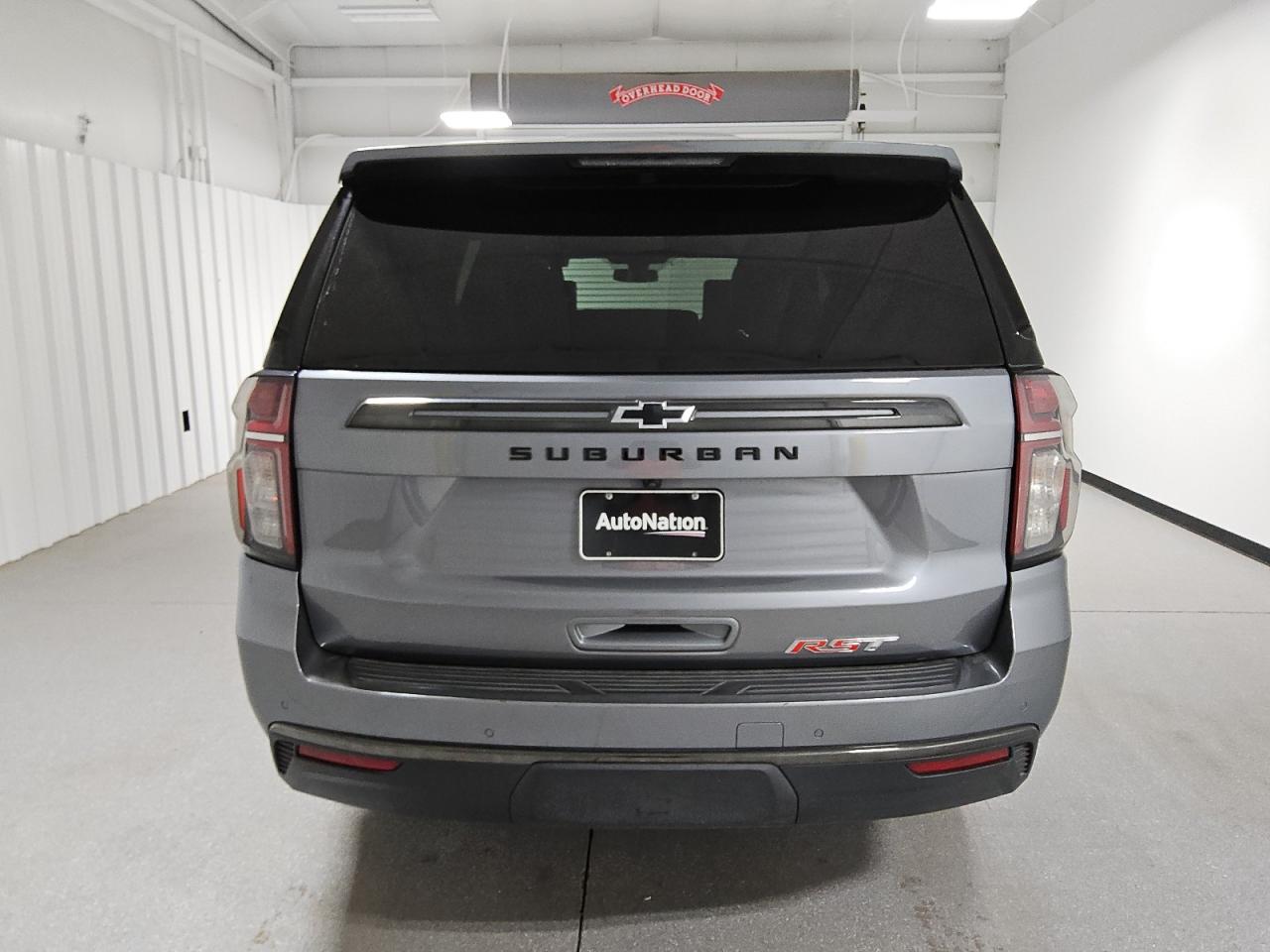 2021 Chevrolet Suburban - Image 6