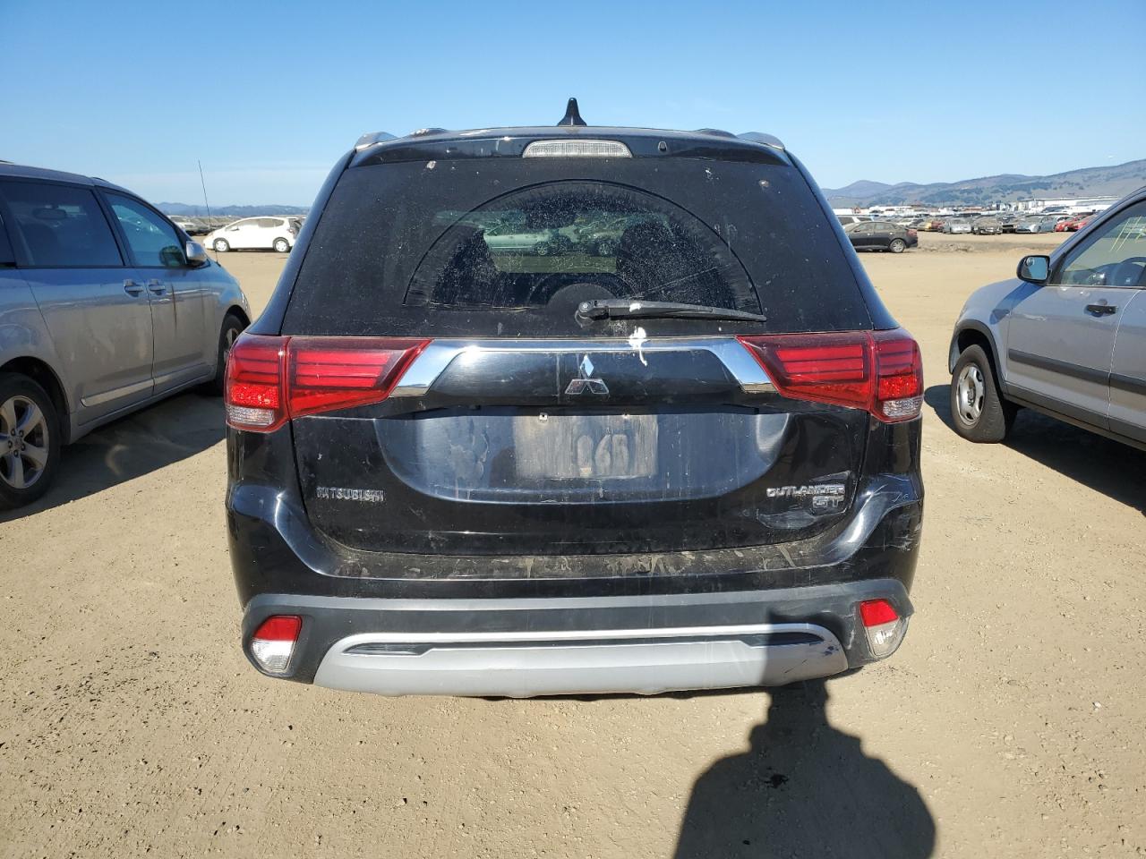 2019 Mitsubishi Outlander - Image 6