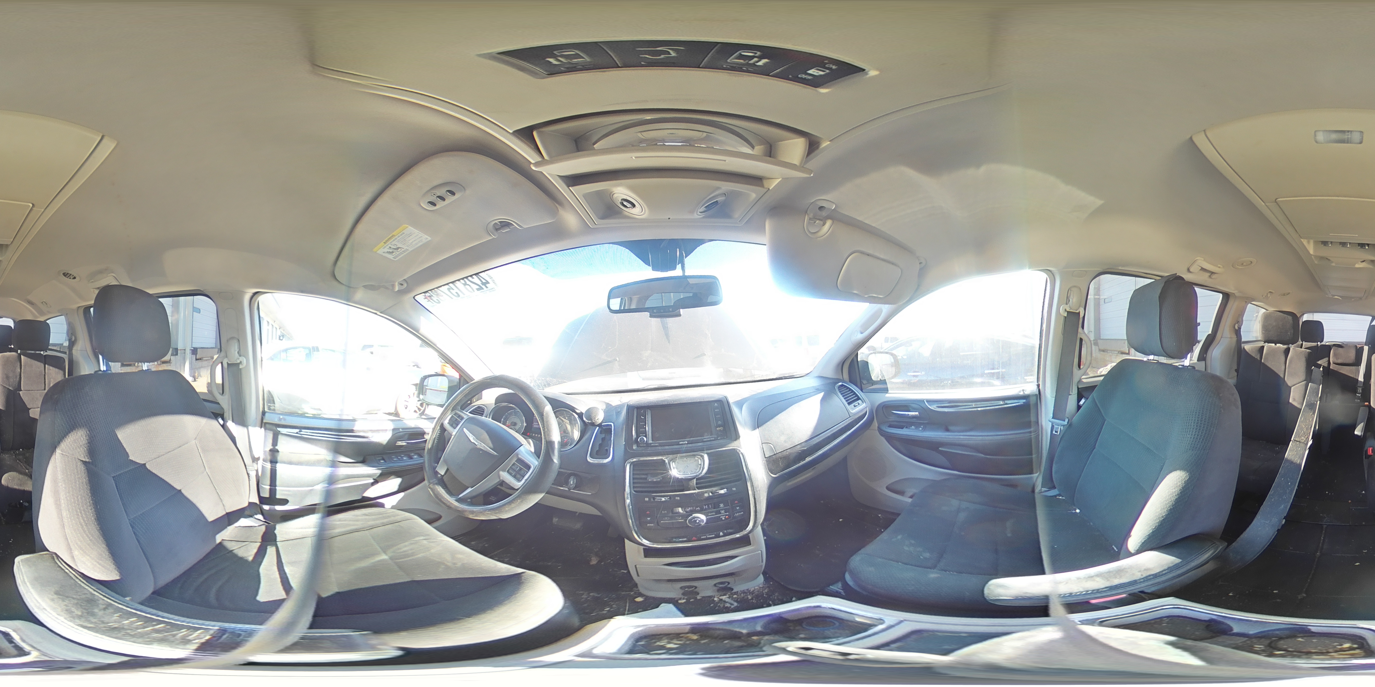2012 Chrysler Town & Country - Image 14