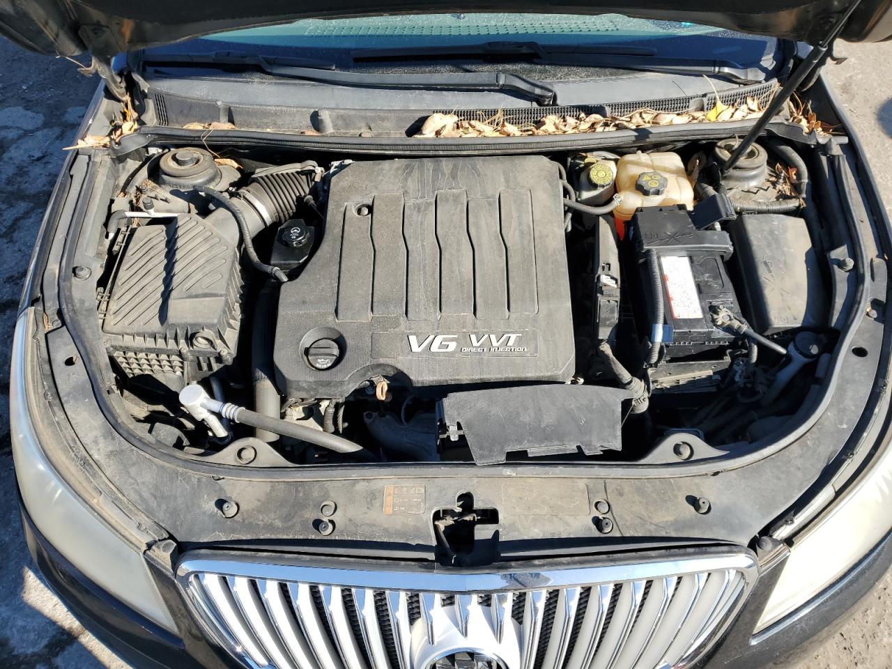 2011 Buick LaCrosse - Image 11