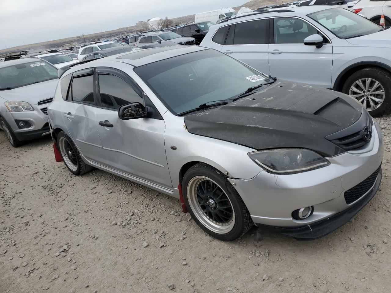 2005 Mazda 3 - Image 4