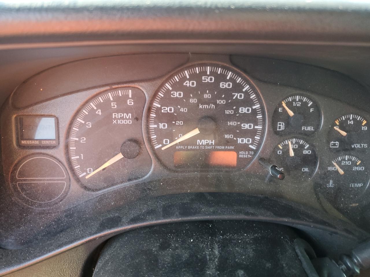 2002 GMC Sierra - Image 9