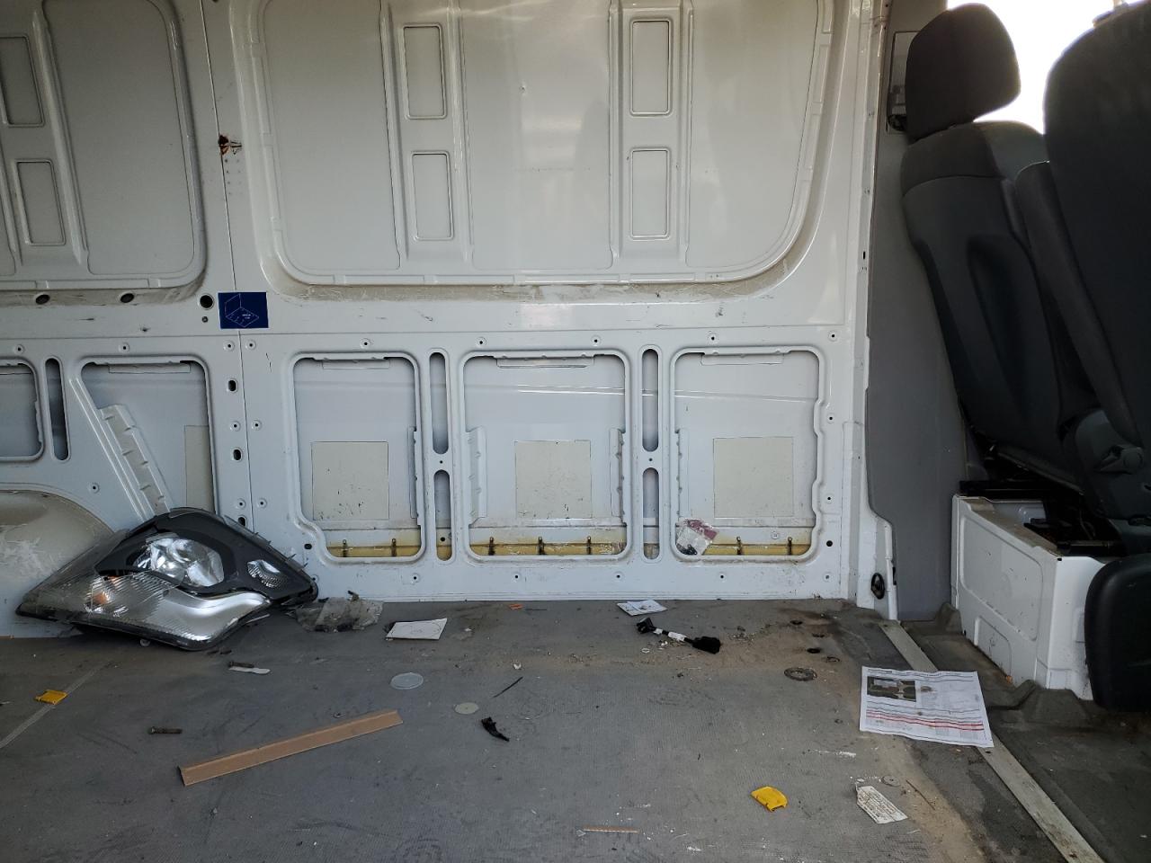 2014 Mercedes-Benz Sprinter - Image 11