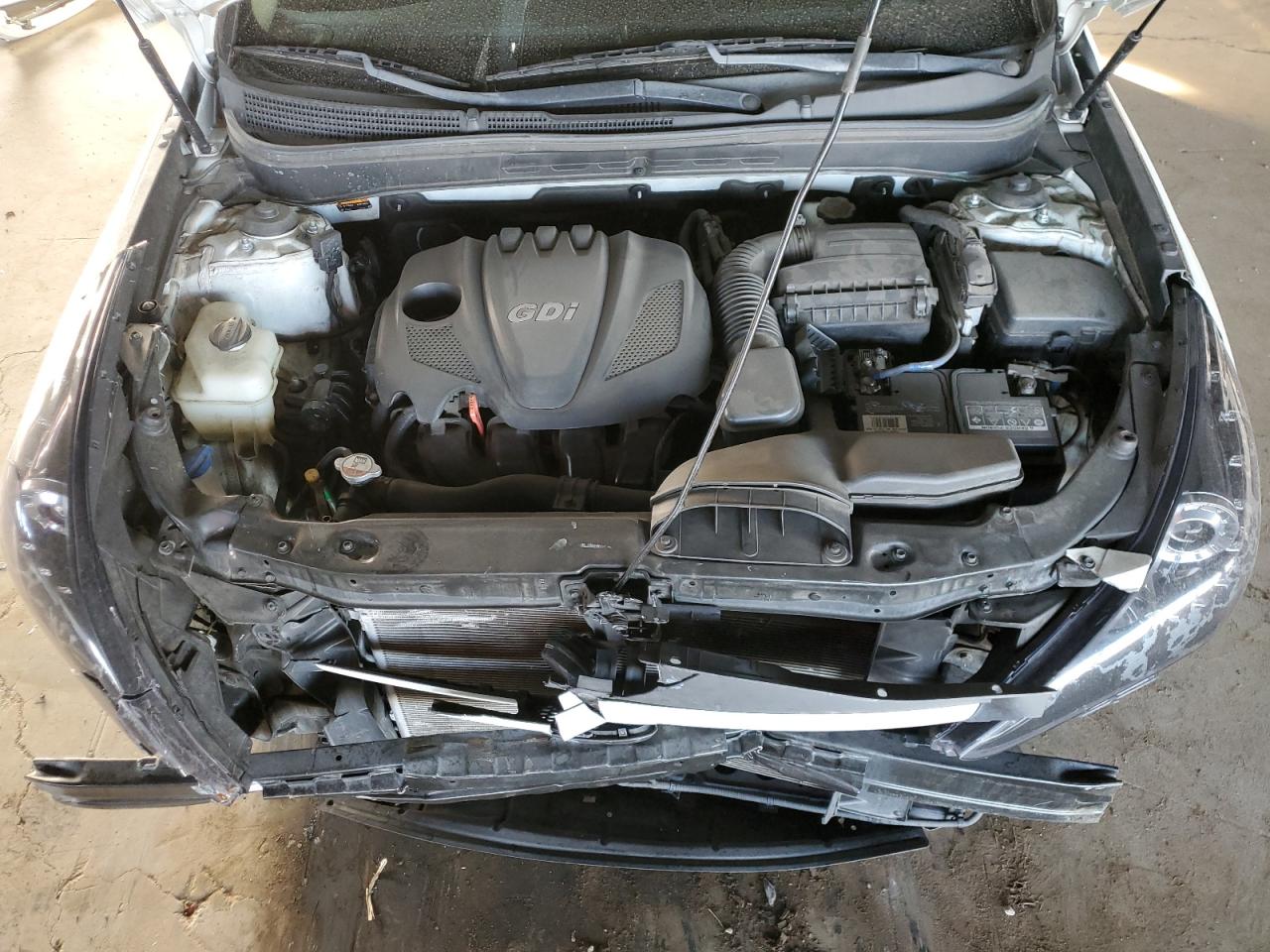 2014 Hyundai Sonata - Image 11
