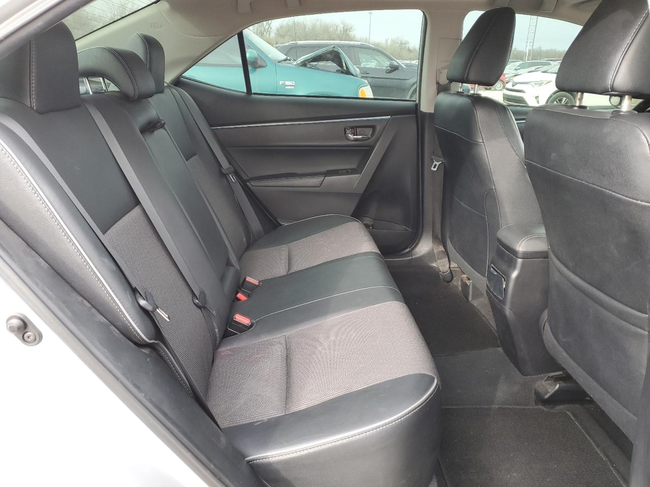 2015 Toyota Corolla - Image 10