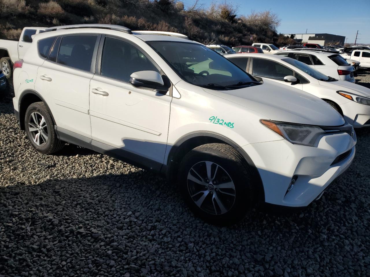 2016 Toyota RAV 4 - Image 4