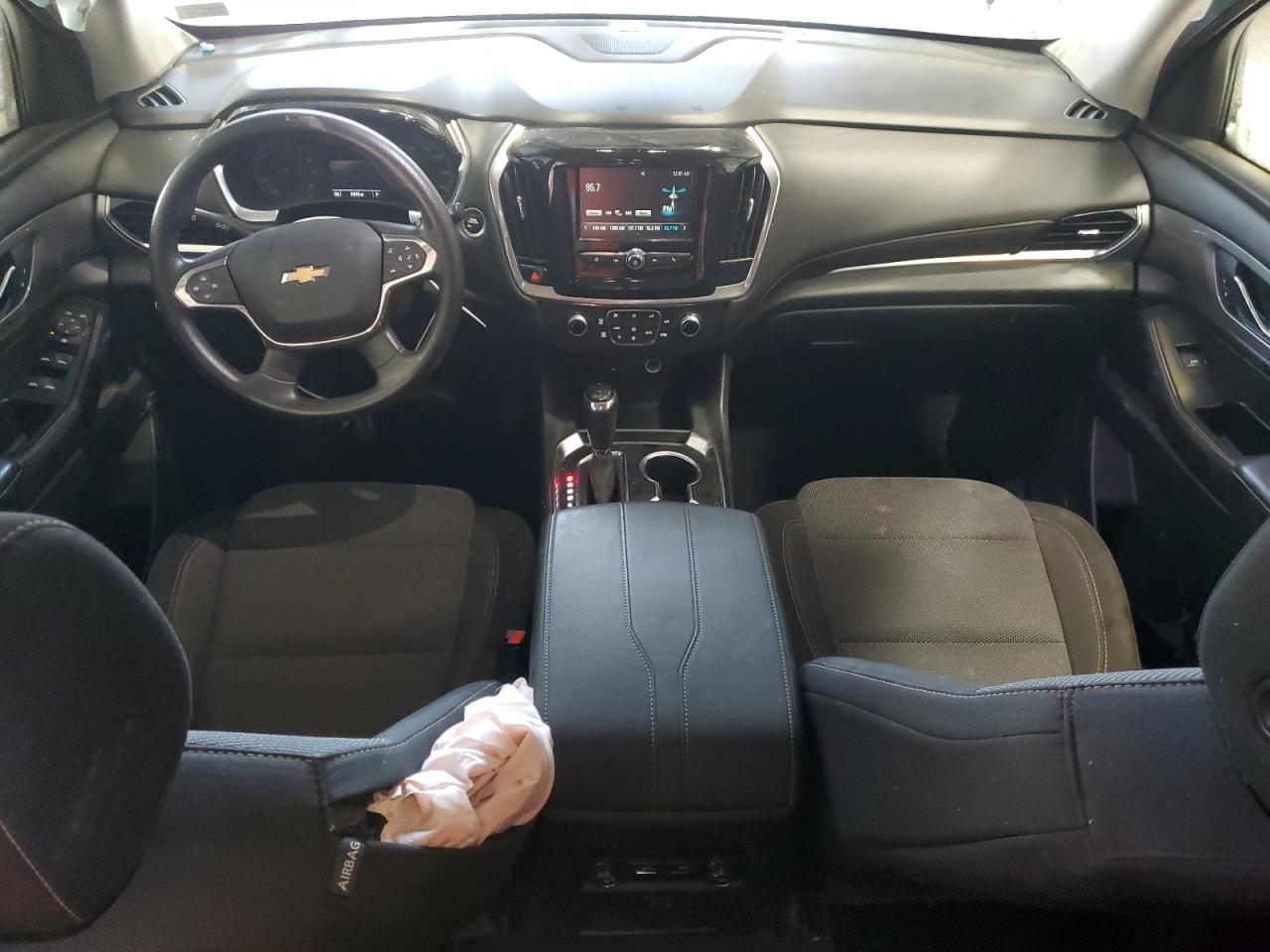 1GNERFKW1KJ231882 CHEVROLET TRAVERSE 2019
