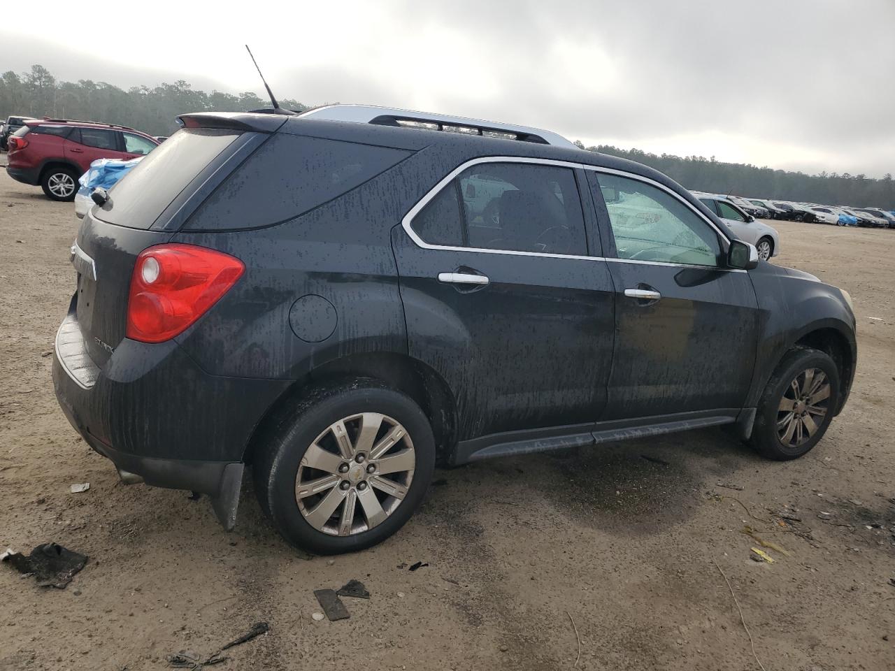 2011 Chevrolet Equinox - Image 3