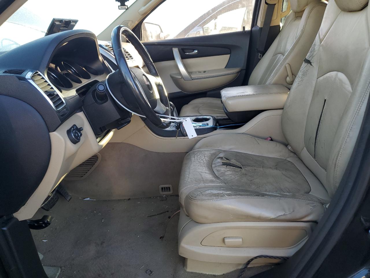 2010 GMC Acadia - Image 7
