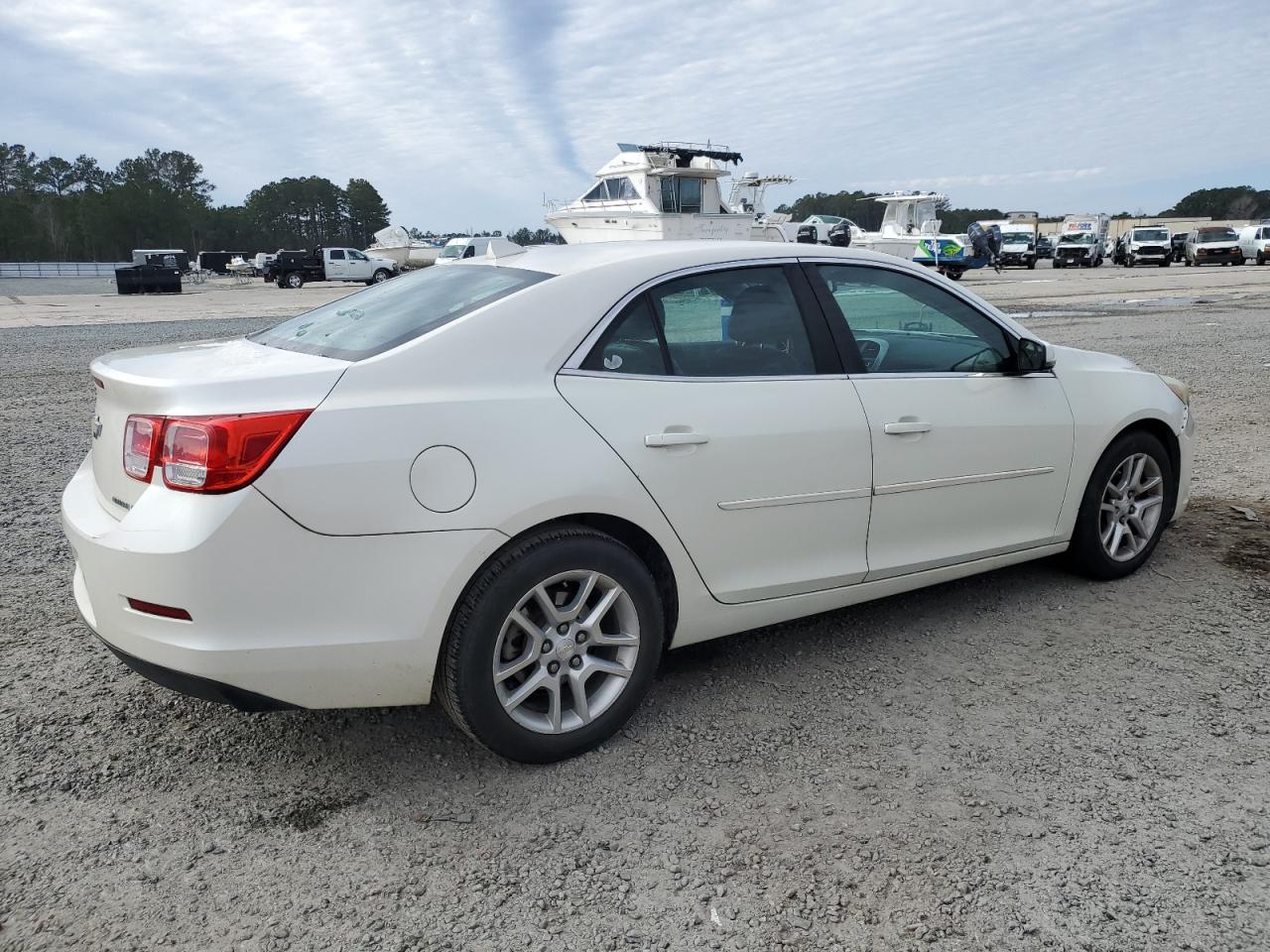 2014 Chevrolet Malibu - Image 3