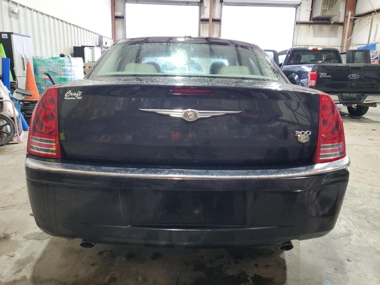 2010 Chrysler 300 - Image 6