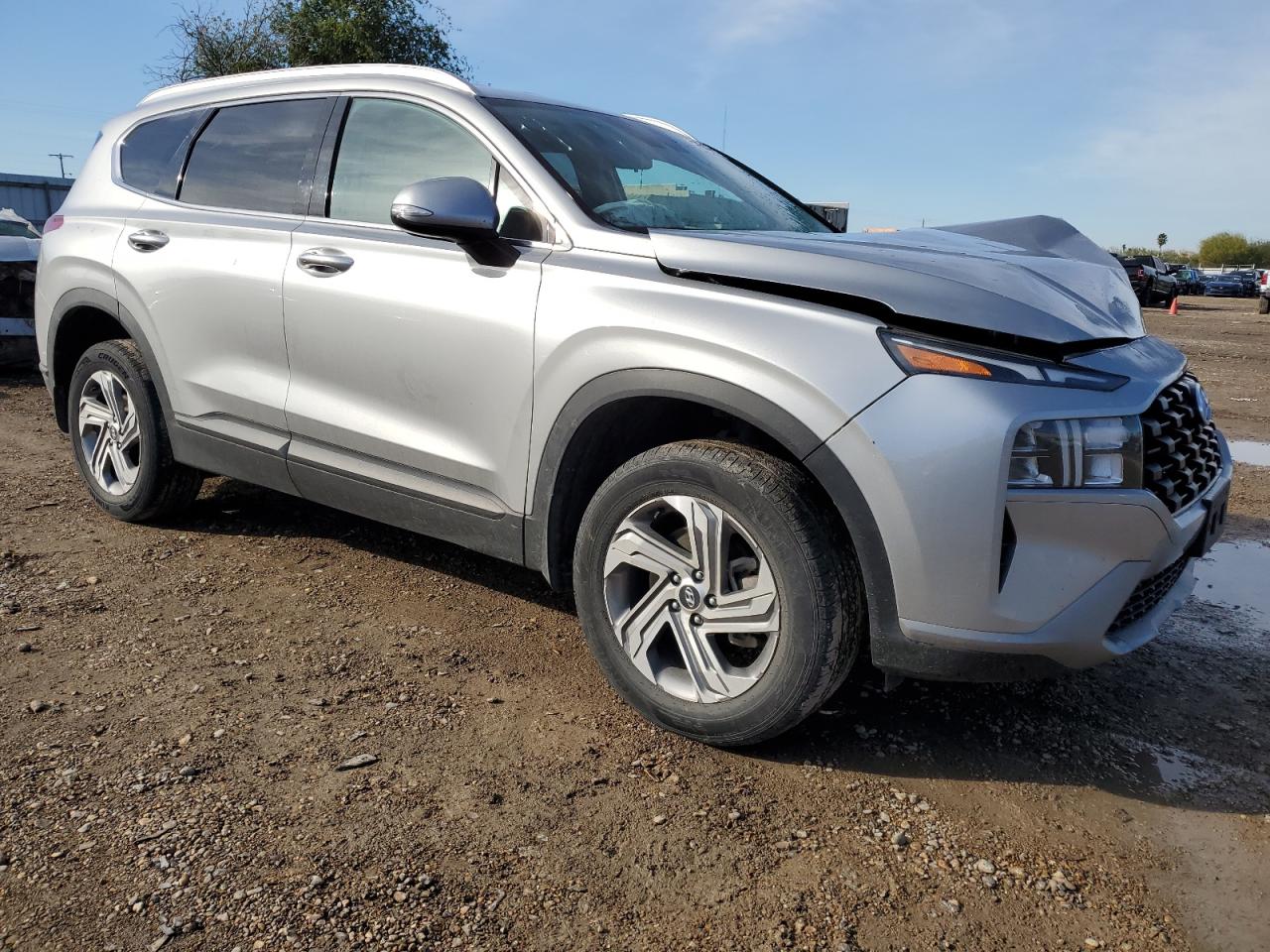 2023 Hyundai Santa Fe - Image 4