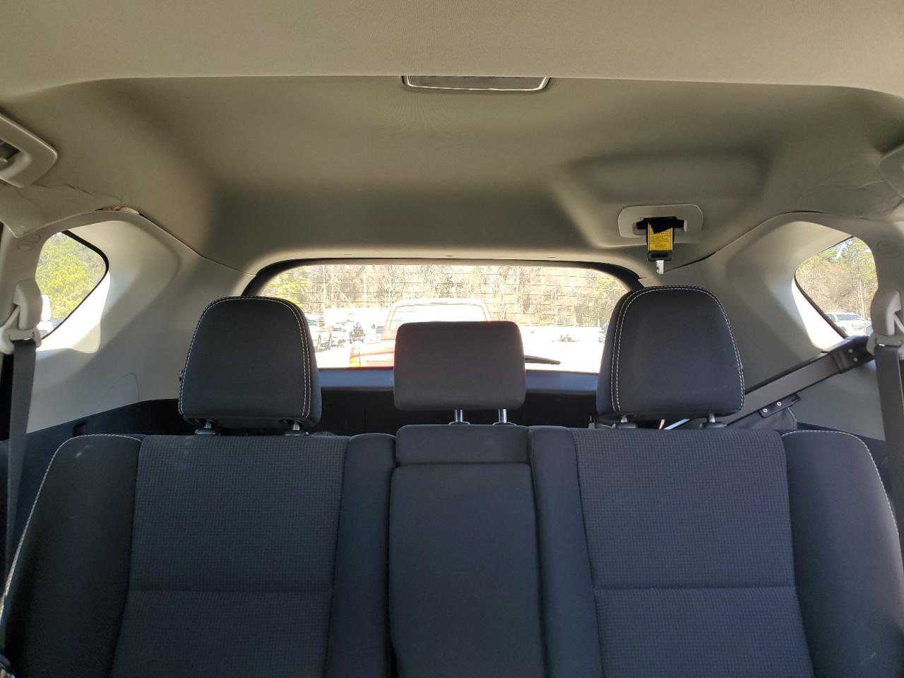 2018 Toyota RAV 4 - Image 10