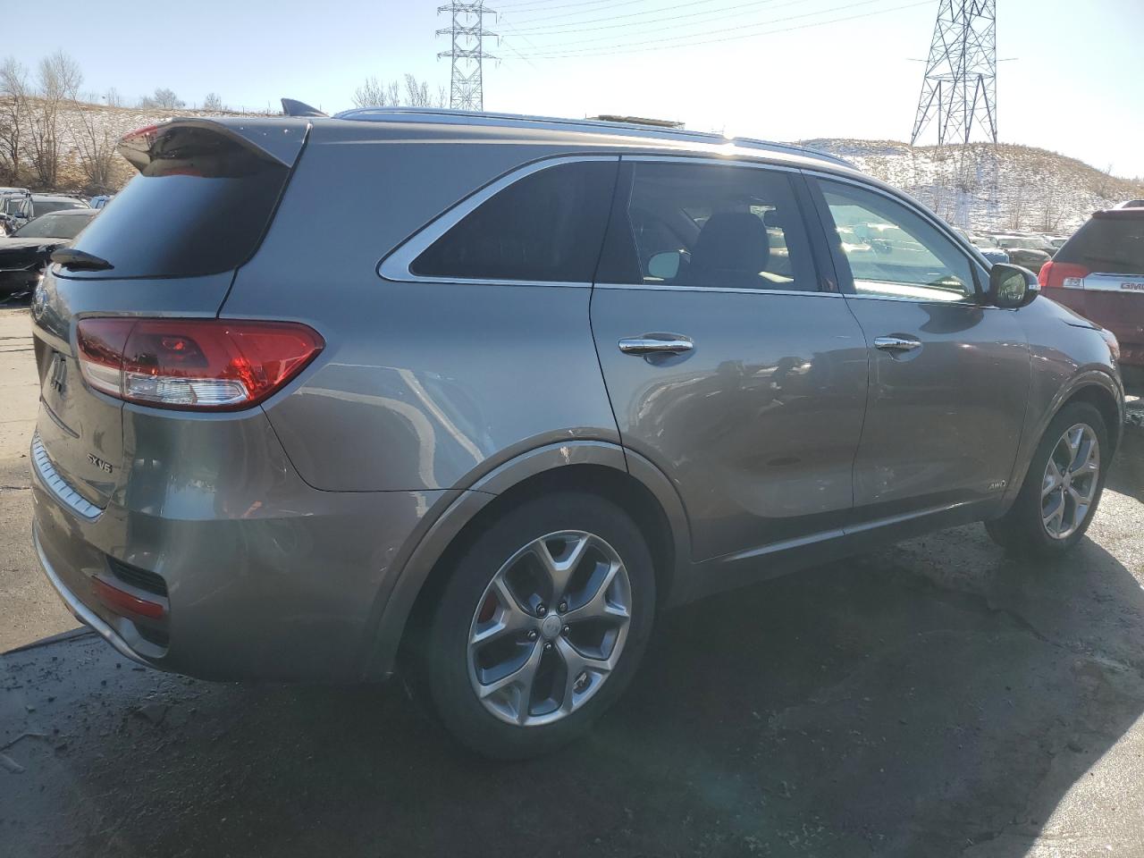 2016 Kia Sorento - Image 3