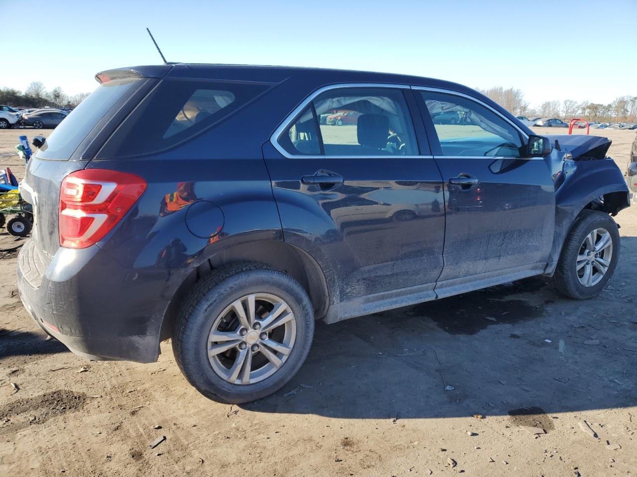 2016 Chevrolet Equinox - Image 3