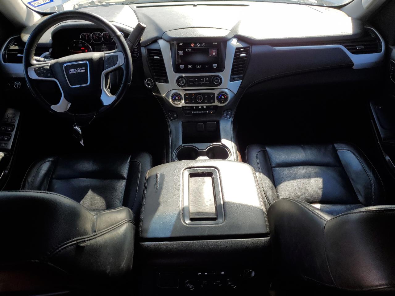 2015 GMC Yukon - Image 8