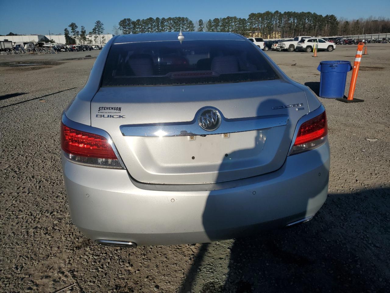 2010 Buick LaCrosse - Image 6