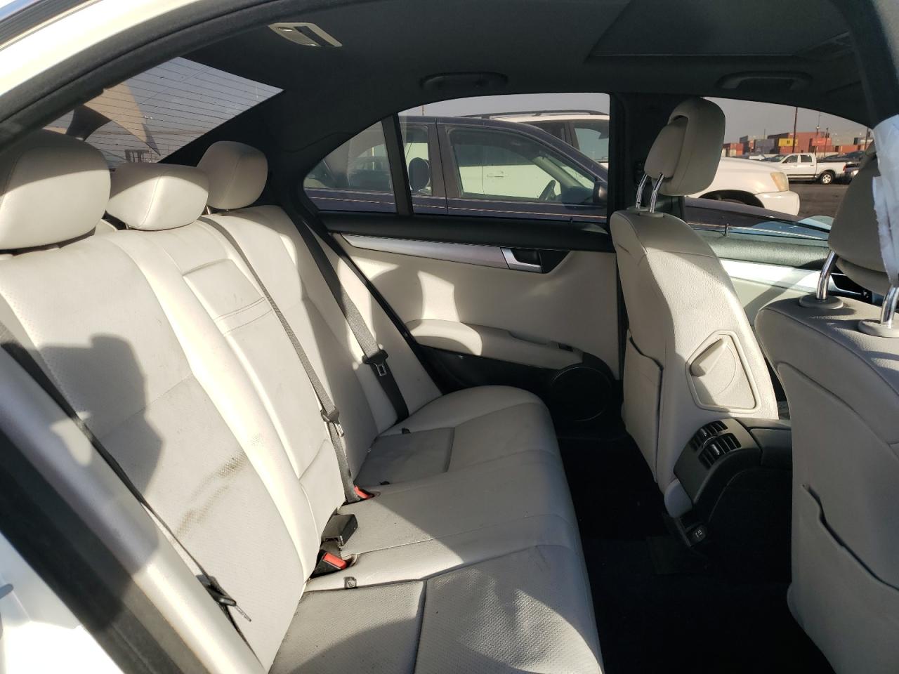 2012 Mercedes-Benz C-klasse - Image 10