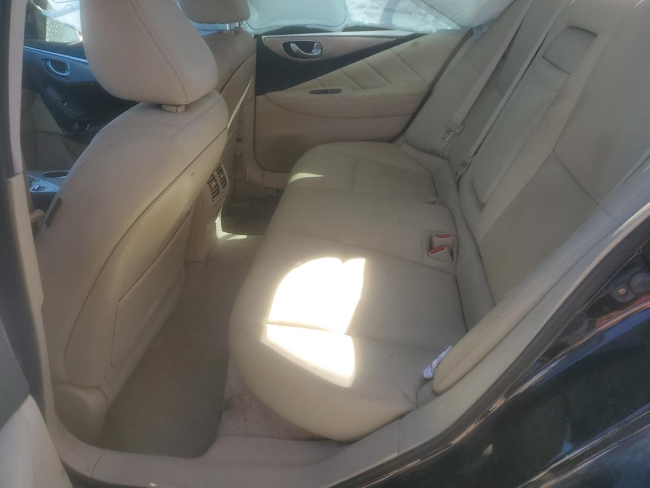 2014 Infiniti Q50 - Image 11
