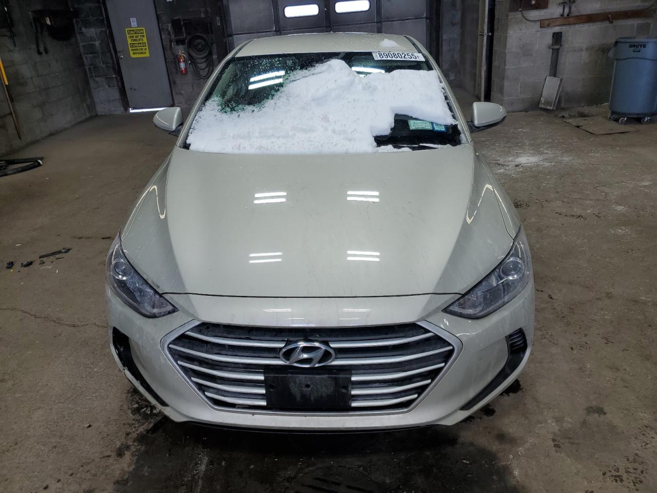 2017 Hyundai Elantra - Image 5