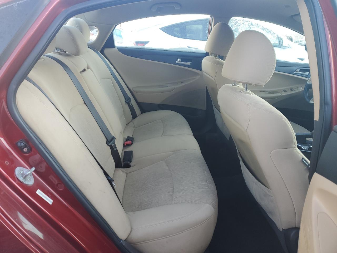 2011 Hyundai Sonata - Image 10