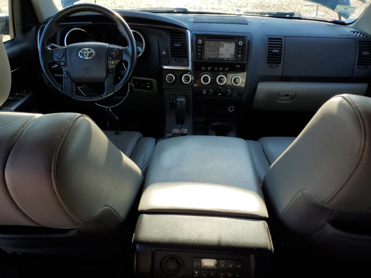 2018 Toyota Sequoia - Image 8