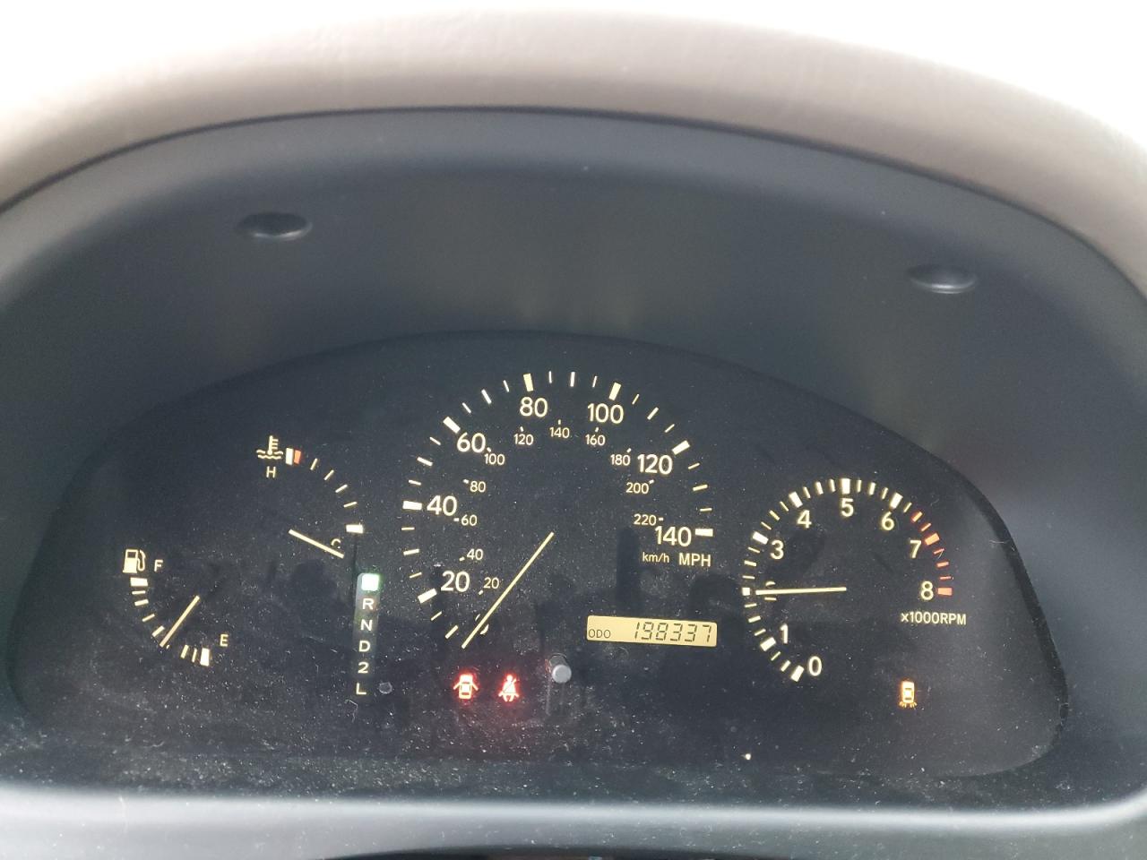 2000 Lexus RX - Image 9