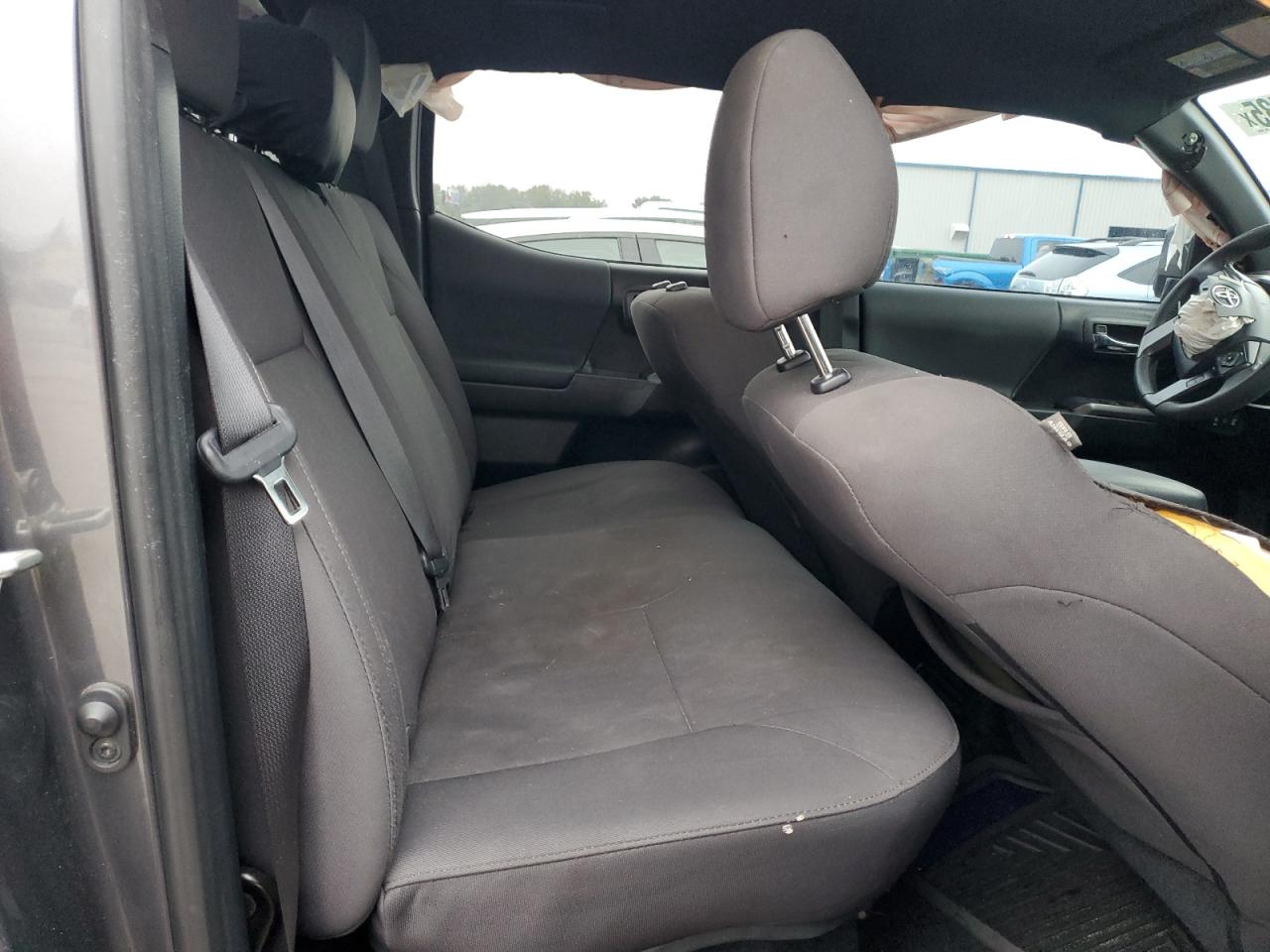 2018 Toyota Tacoma - Image 10