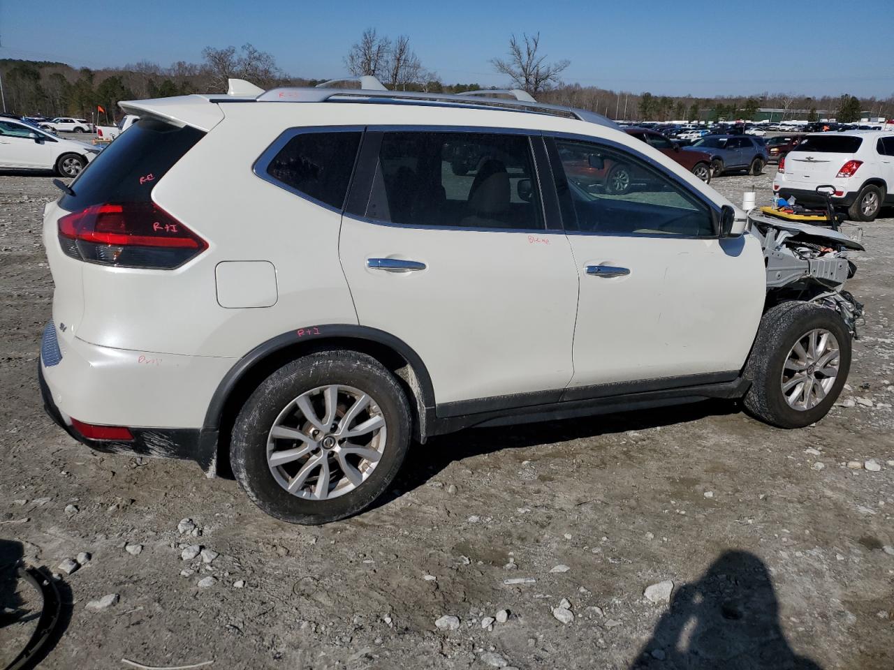 2019 Nissan Rogue - Image 3