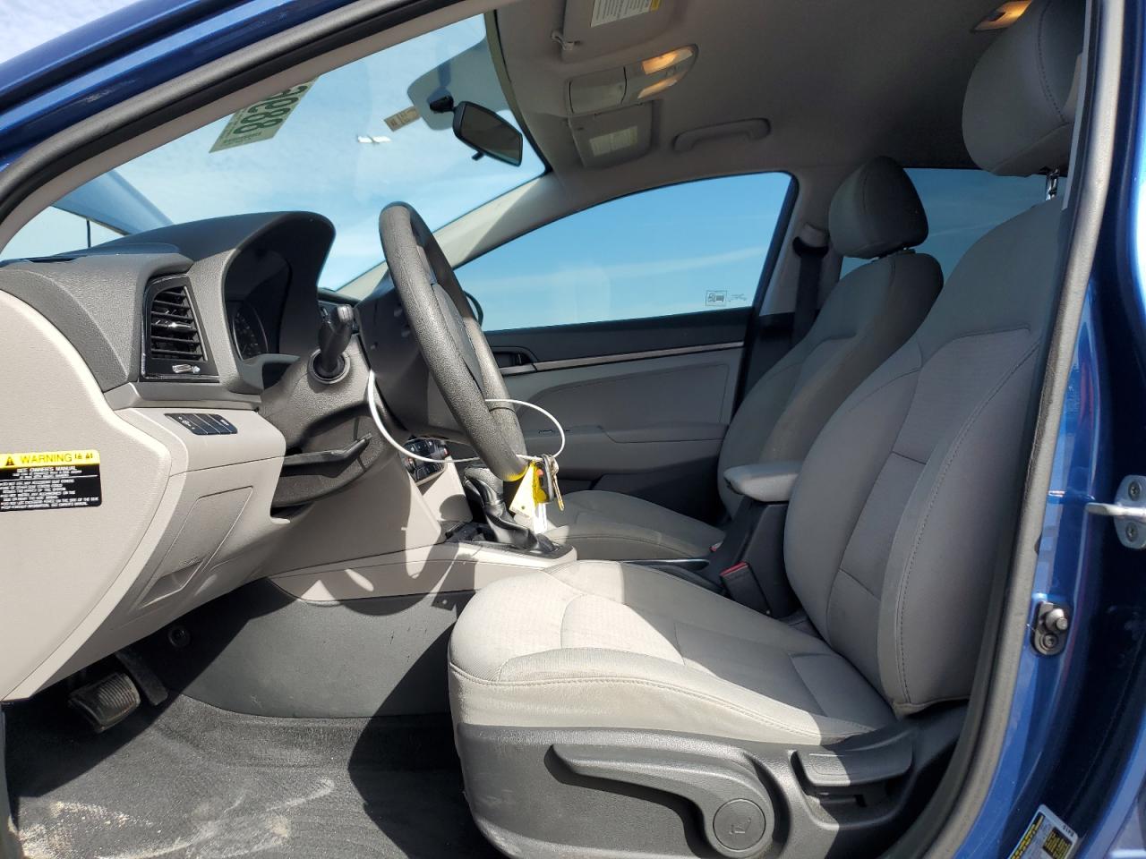 2017 Hyundai Elantra - Image 7
