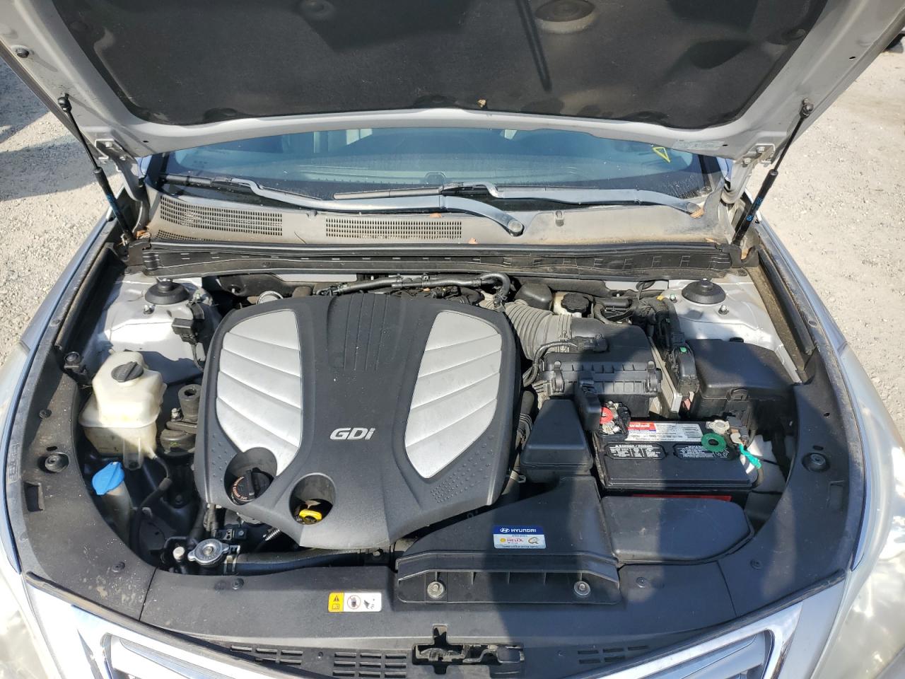 2012 Hyundai Azera - Image 11