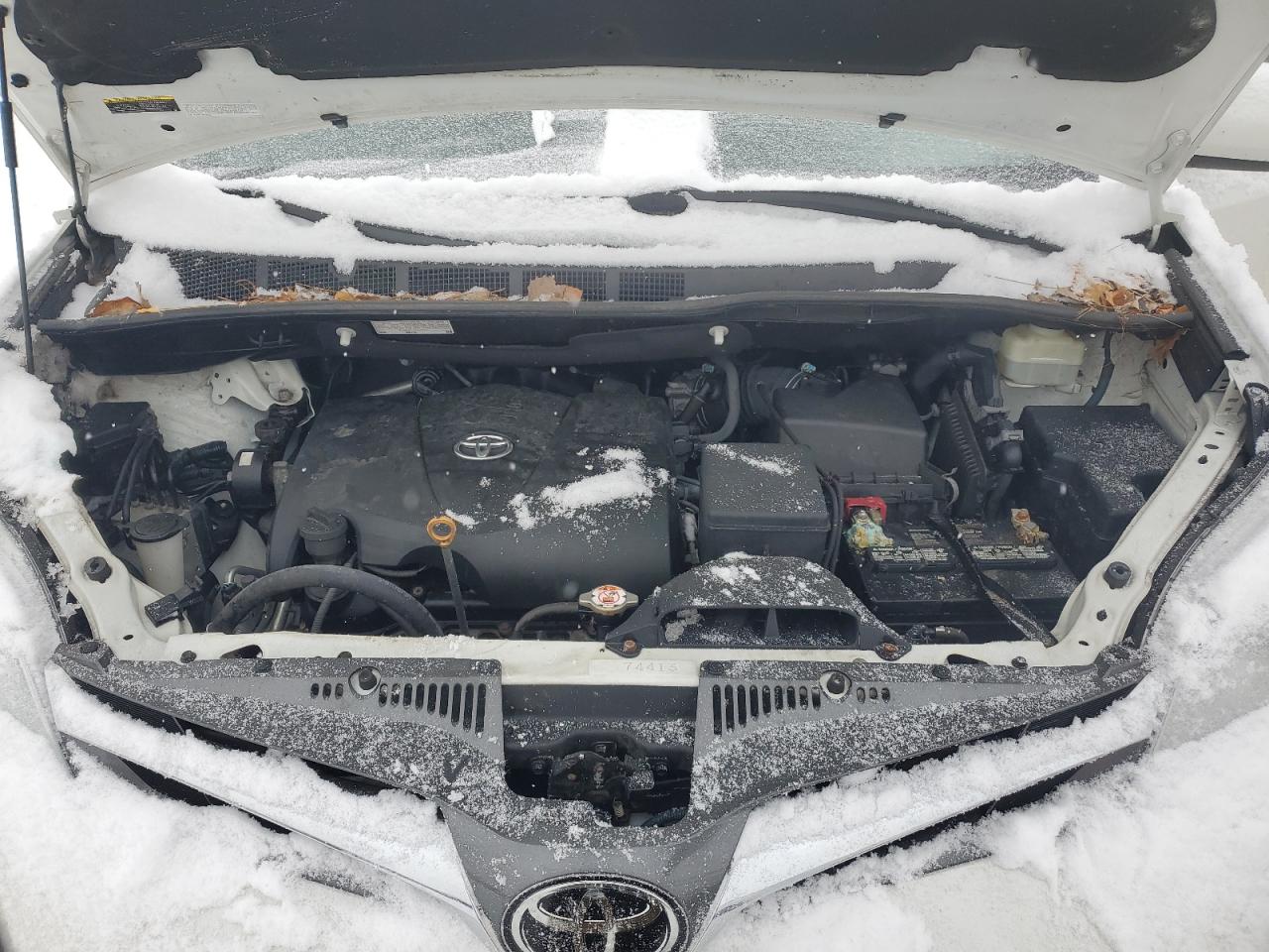 2018 Toyota Sienna - Image 14