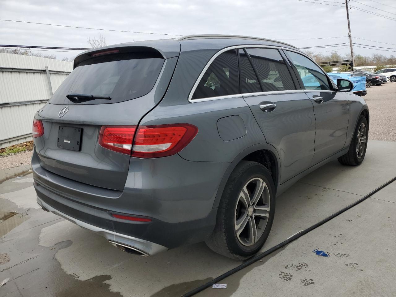 2017 Mercedes-Benz GLC - Image 3