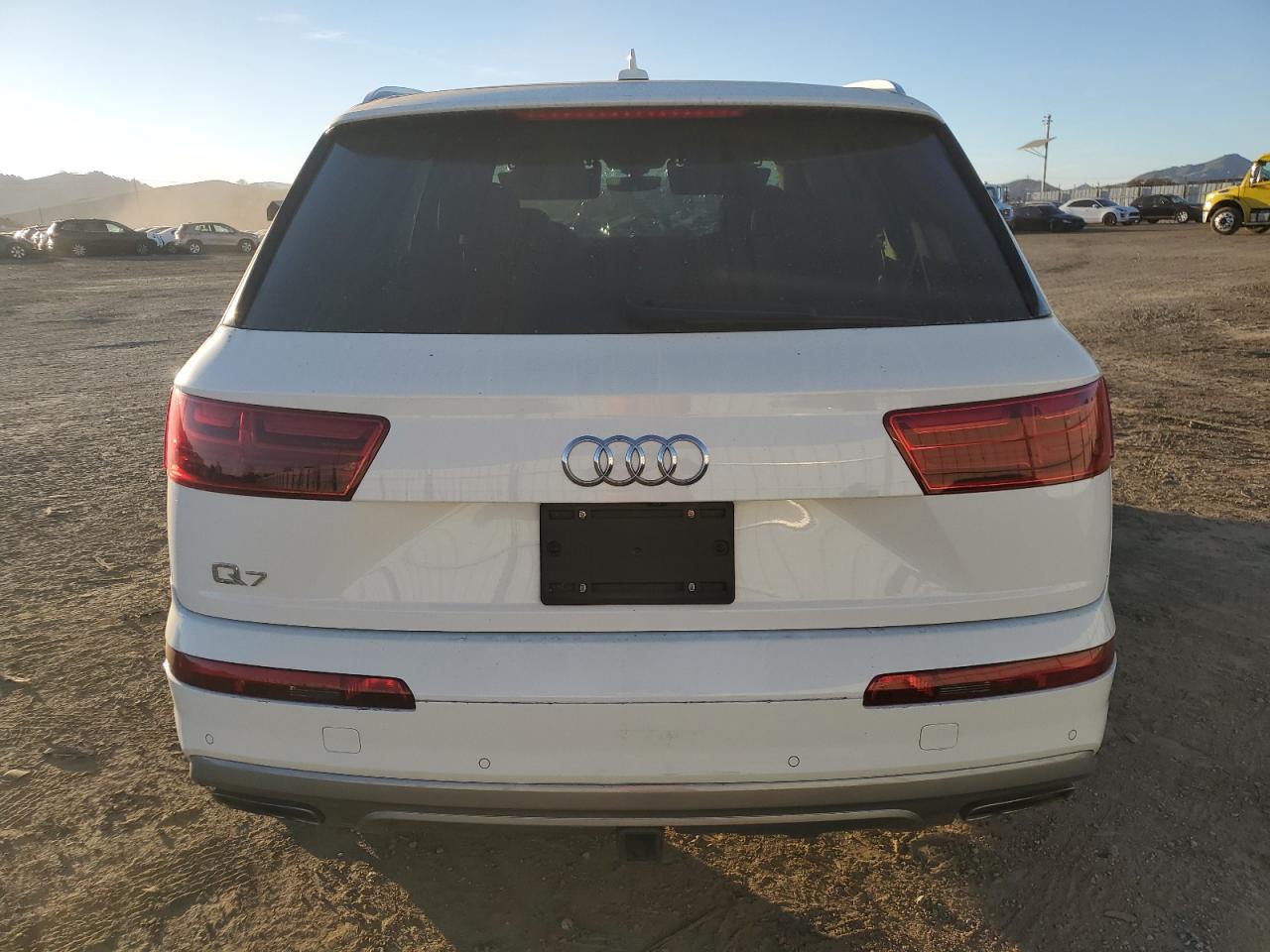 VIN WA1LHAF7XKD022612 2019 AUDI Q7 no.6