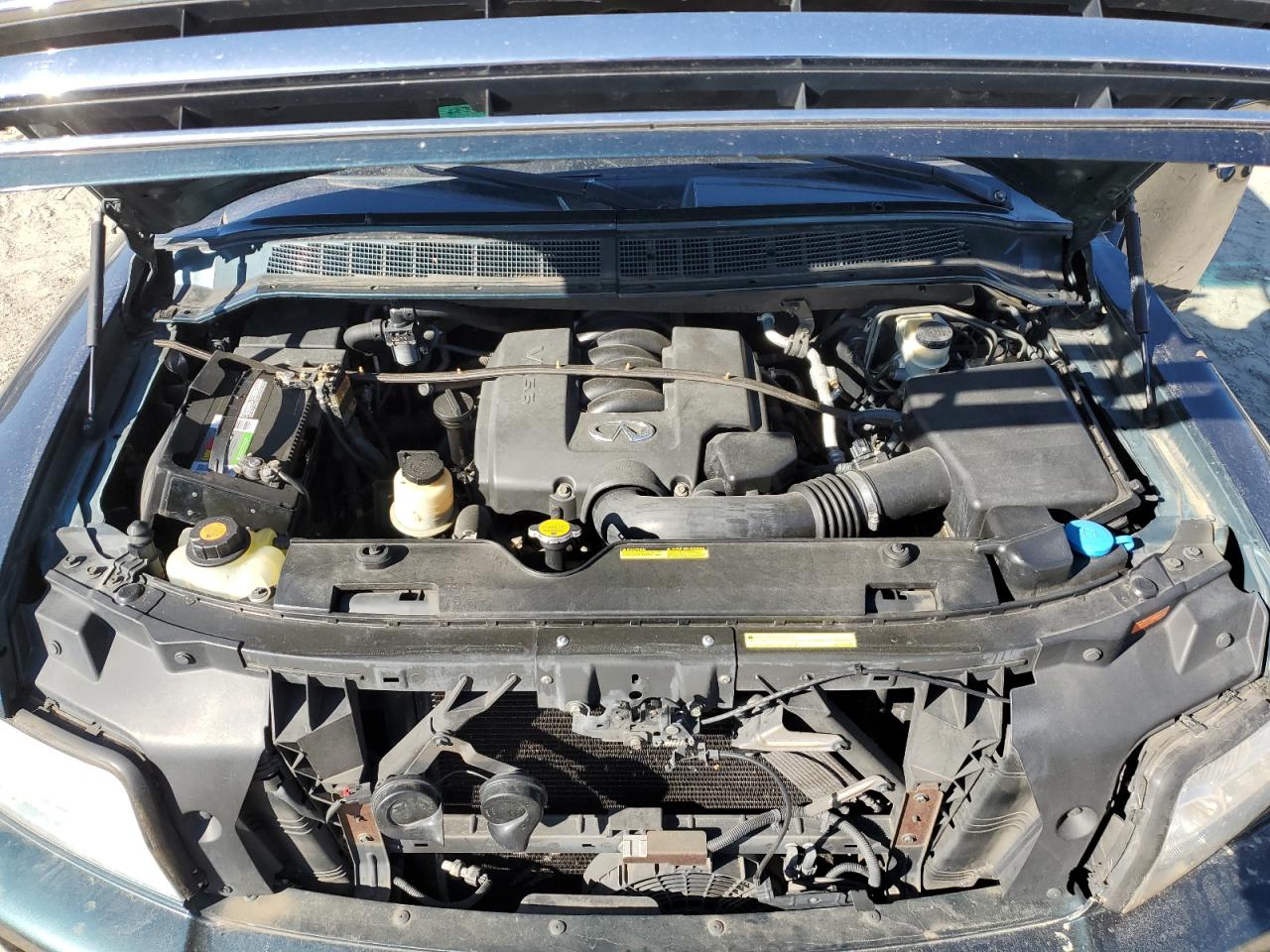 2005 Infiniti QX56 - Image 14
